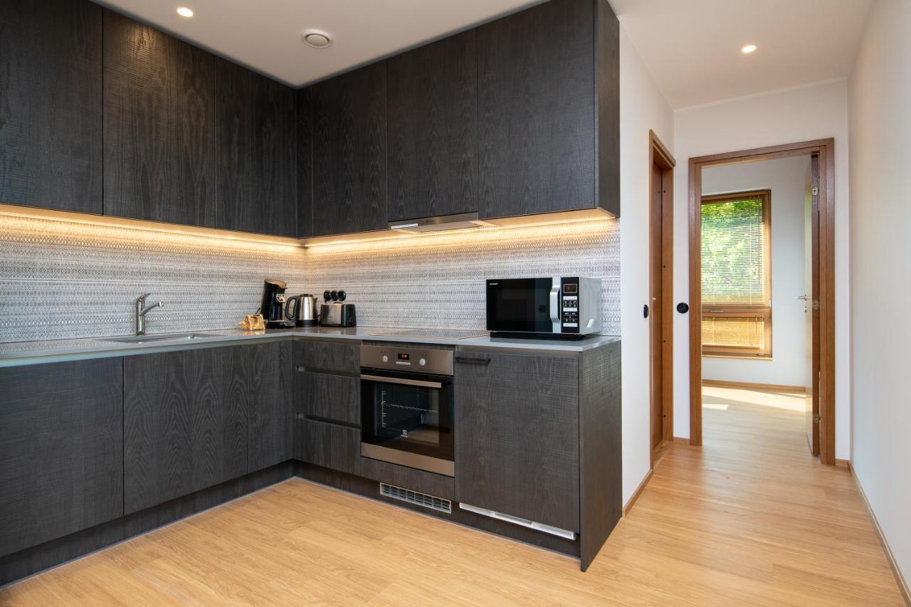 טאלין Self-Check-In Spacious 1 Bedroom Apartment With Free Parking מראה חיצוני תמונה